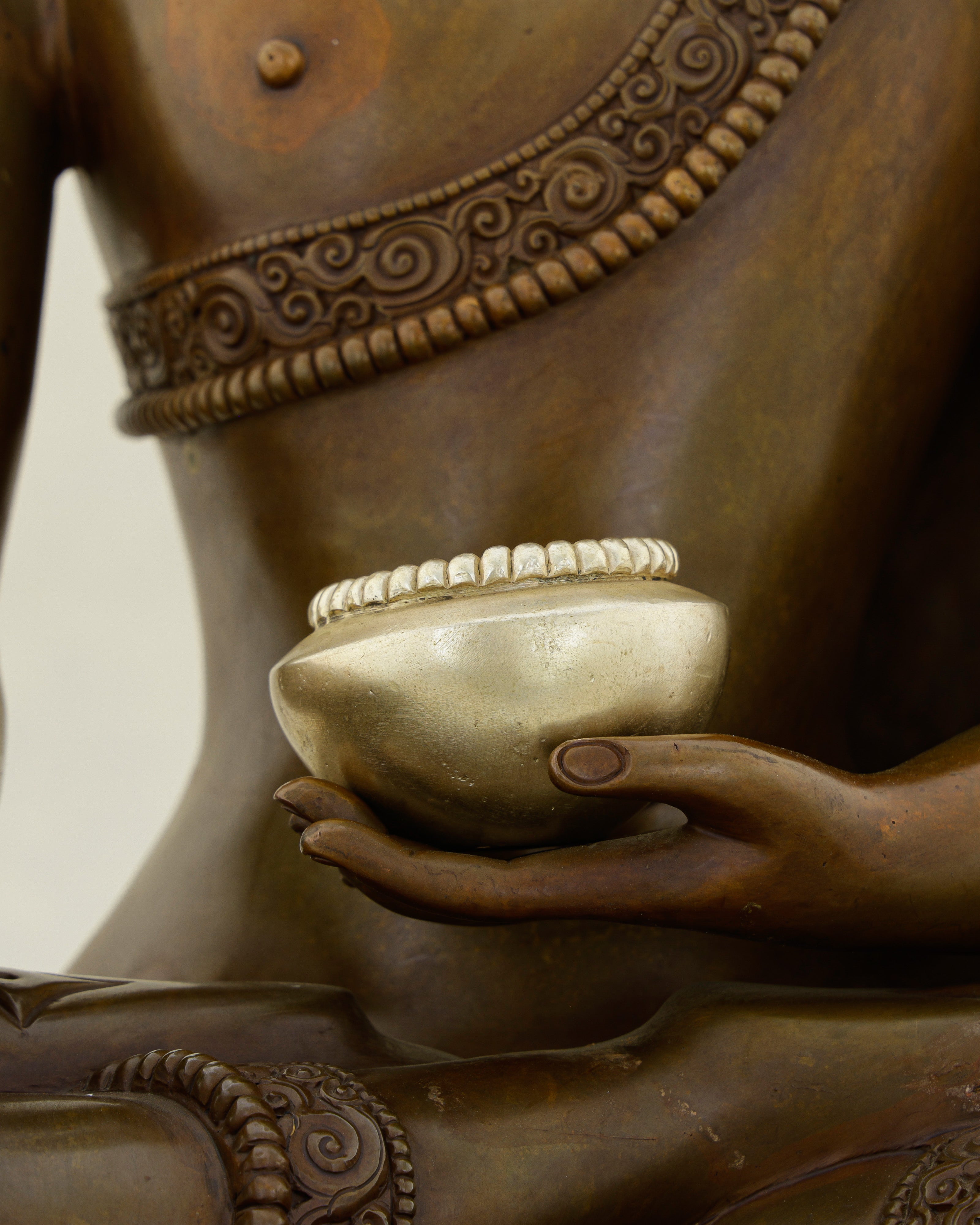 Silence Cast in Copper | Nepalese Oxidized Sakyamuni Buddha That Commands Every Room