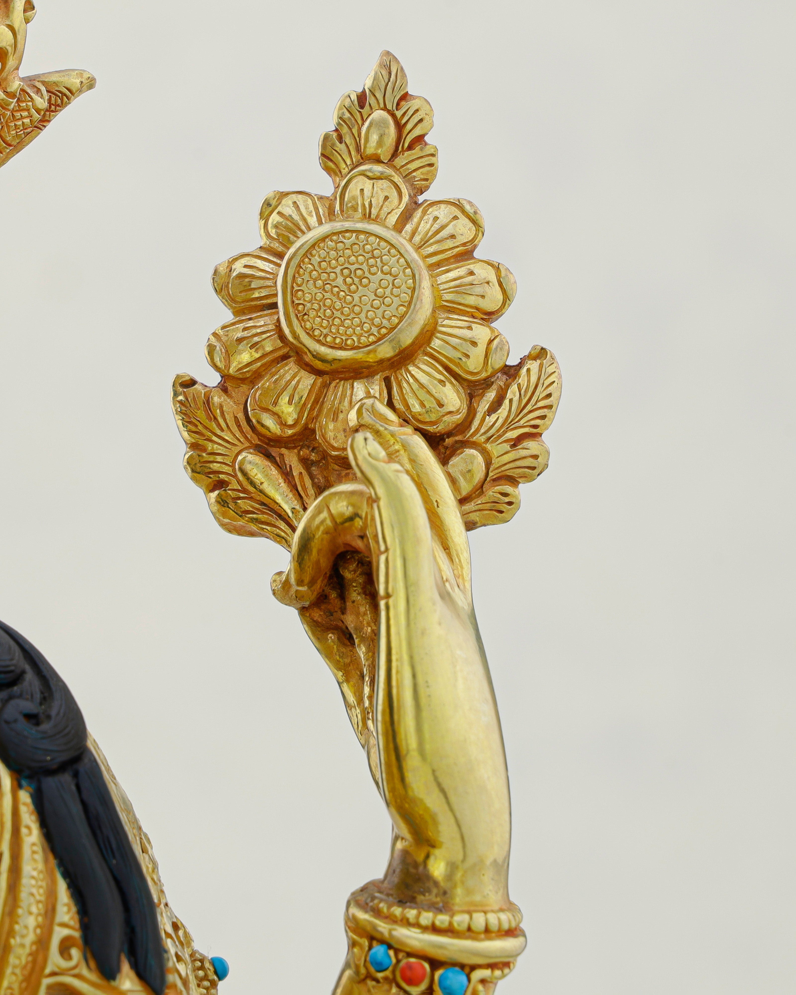 Hands Folded, Heart Open | 24K Gilded Chengresi Satue From Nepal