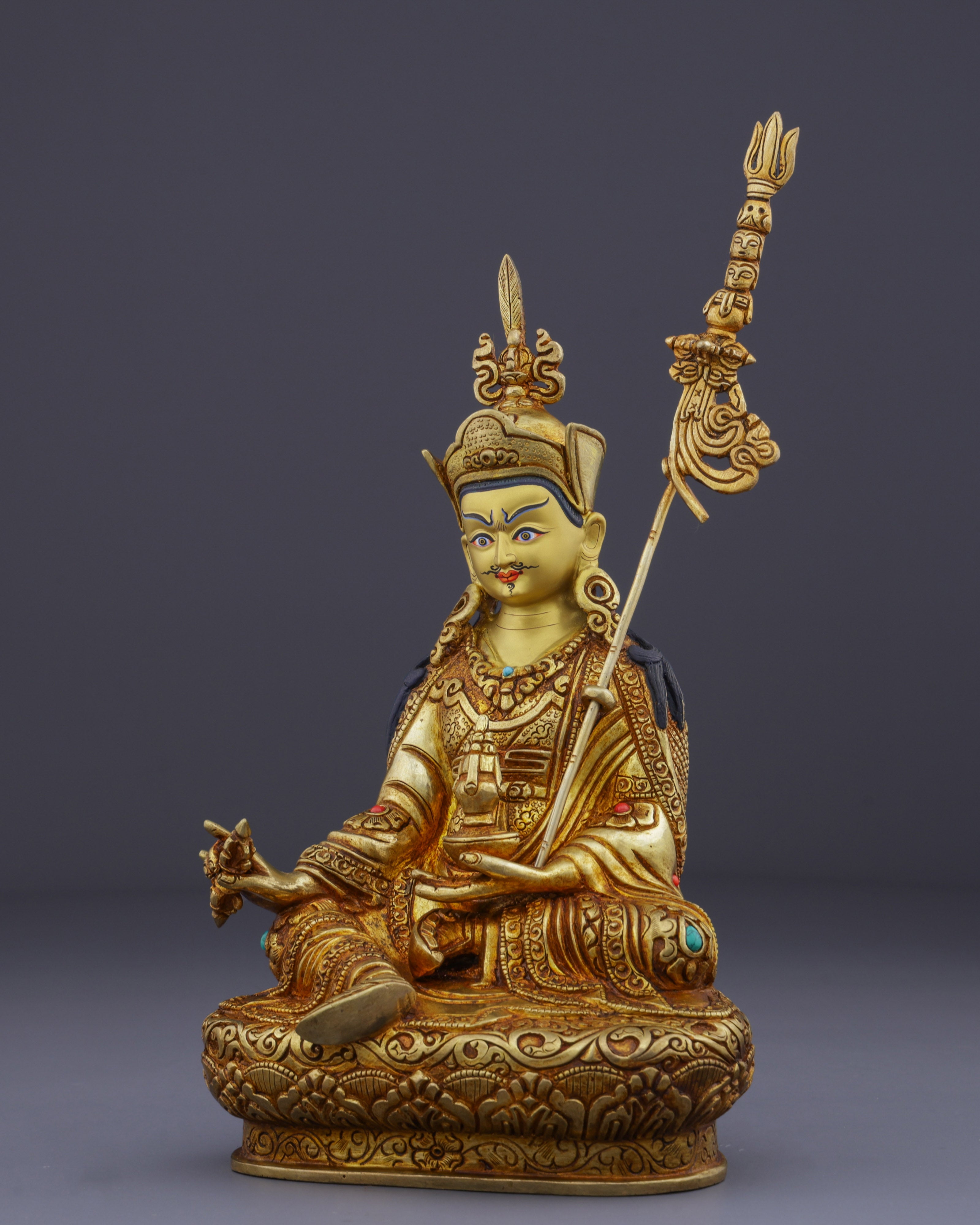 Golden Radiance | Exquisite Guru Ringpoche Masterpiece