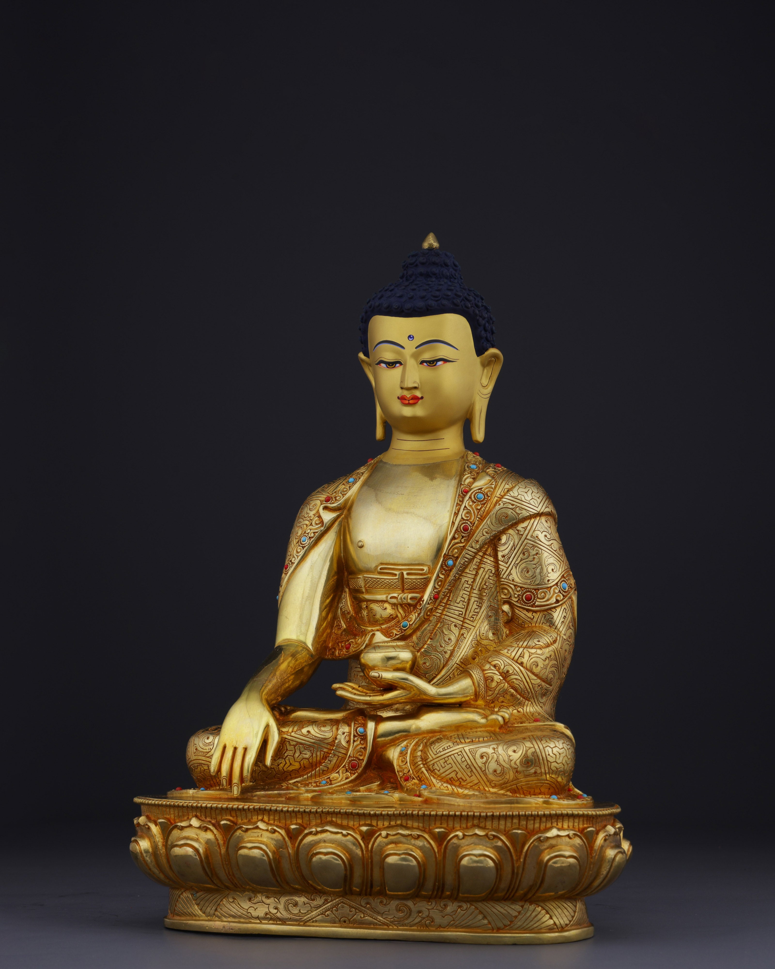 The Enlightened One | Handcrafted Sakyamuni Buddha Statue