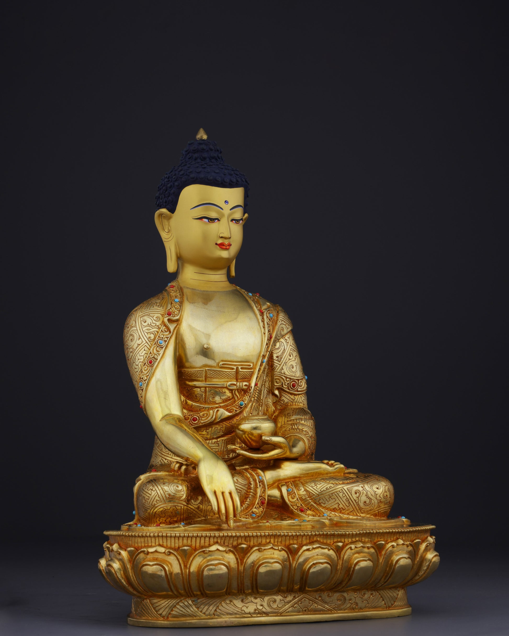 The Enlightened One | Handcrafted Sakyamuni Buddha Statue - Authentic Handcrafted Statue