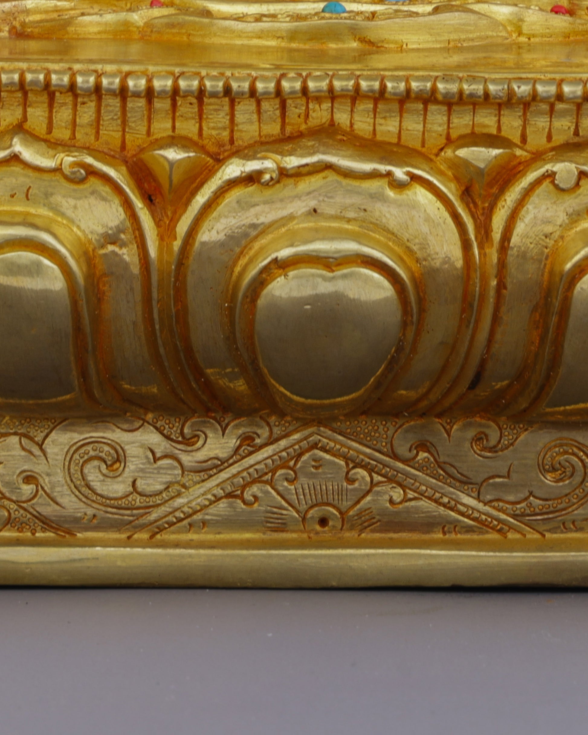 The Enlightened One | Handcrafted Sakyamuni Buddha Statue - Authentic Handcrafted Statue