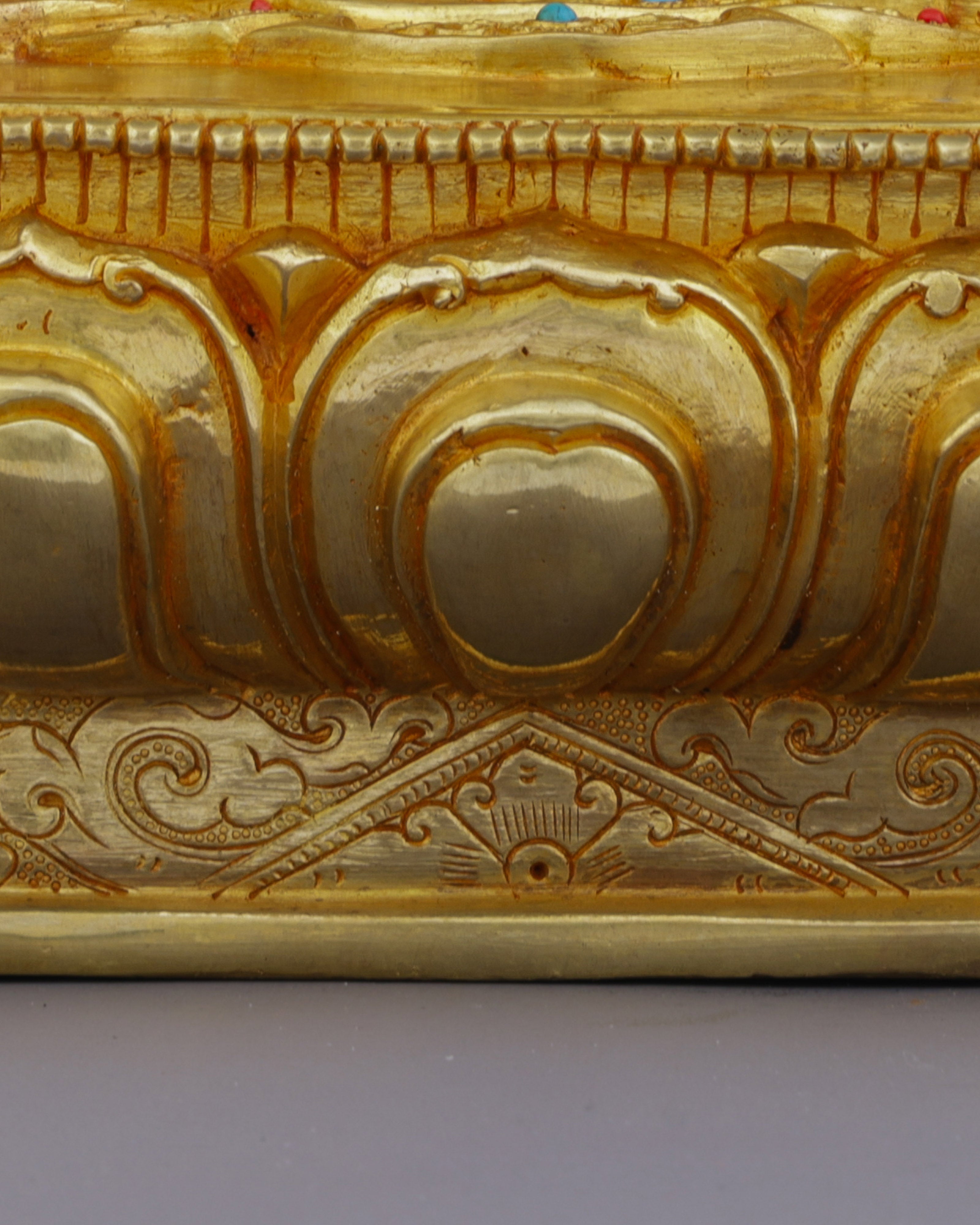 The Enlightened One | Handcrafted Sakyamuni Buddha Statue