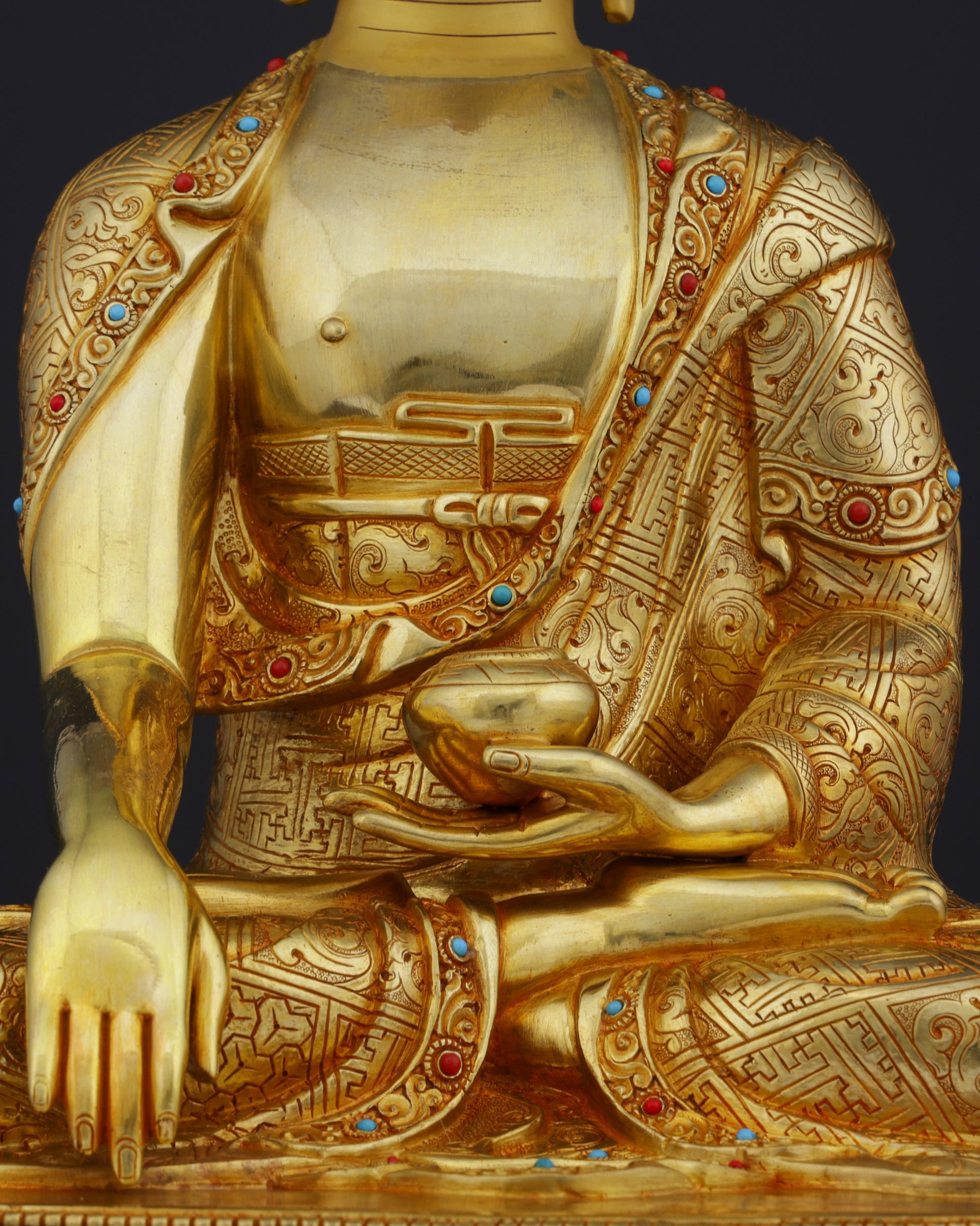 The Enlightened One | Handcrafted Sakyamuni Buddha Statue - Authentic Handcrafted Statue