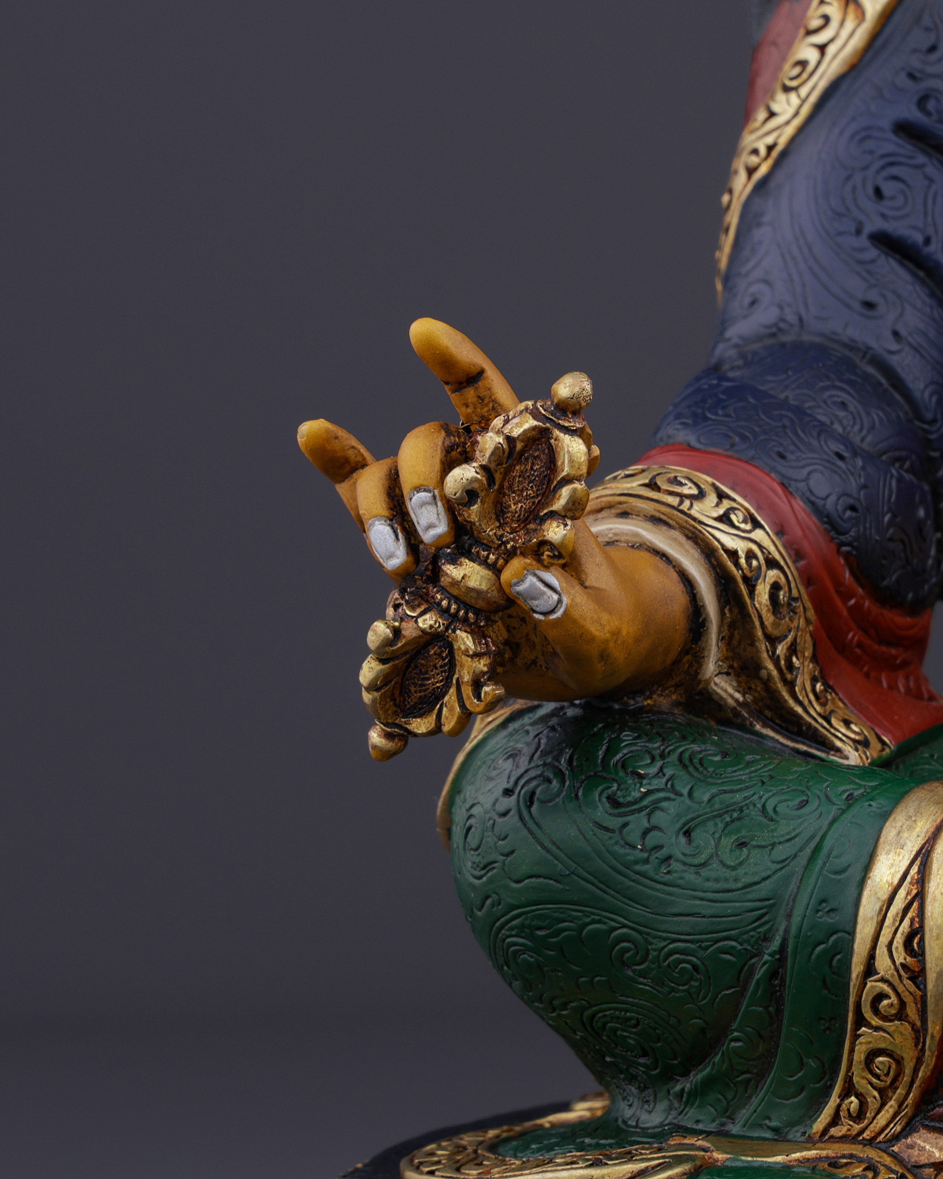 A Sacred Presence | Handcrafted Guru Ringpoche Statue