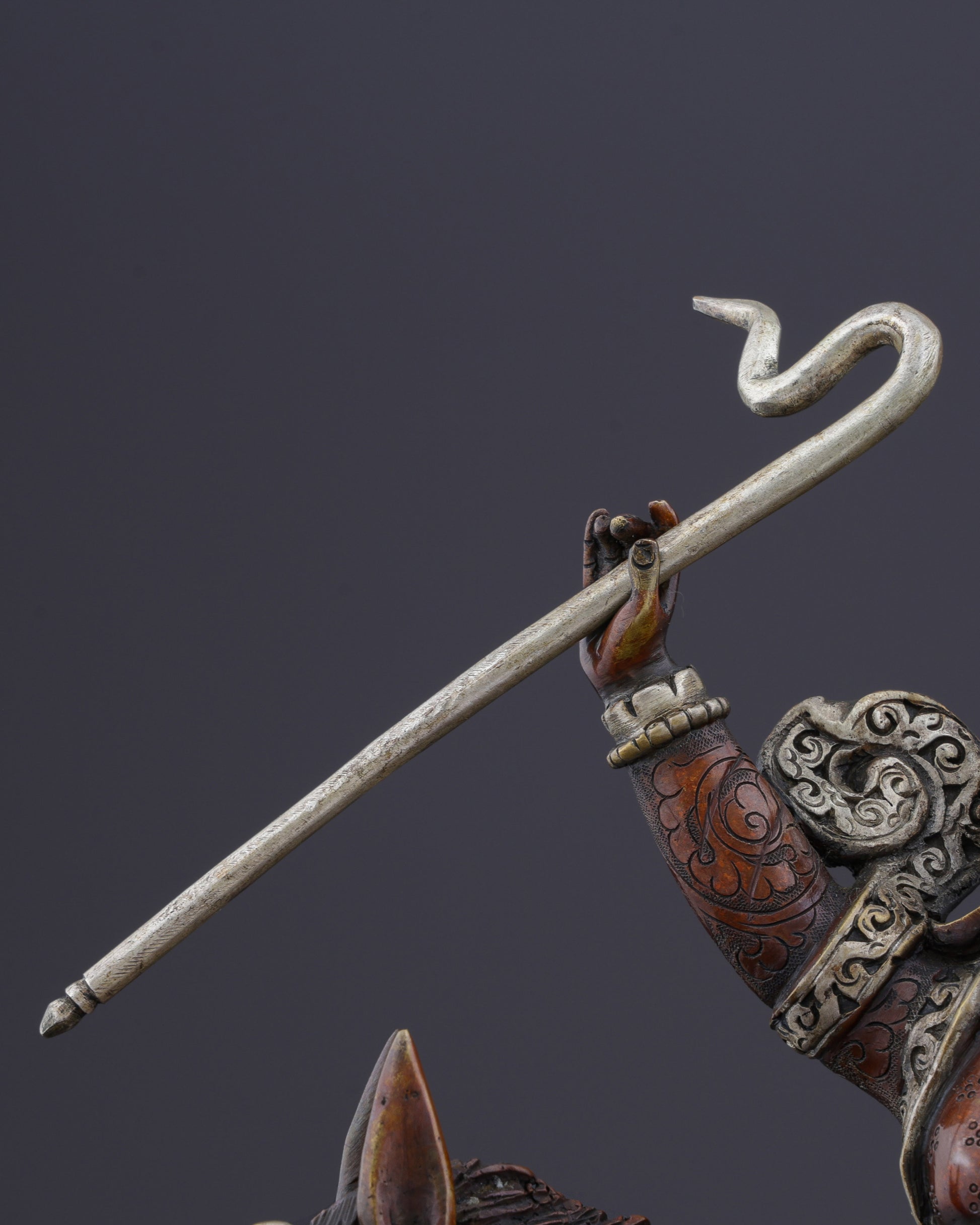 Legendary Protector of Tibet | Handcrafted Nepalese Oxidized King Gesar Statue - Authentic Handcrafted Statue